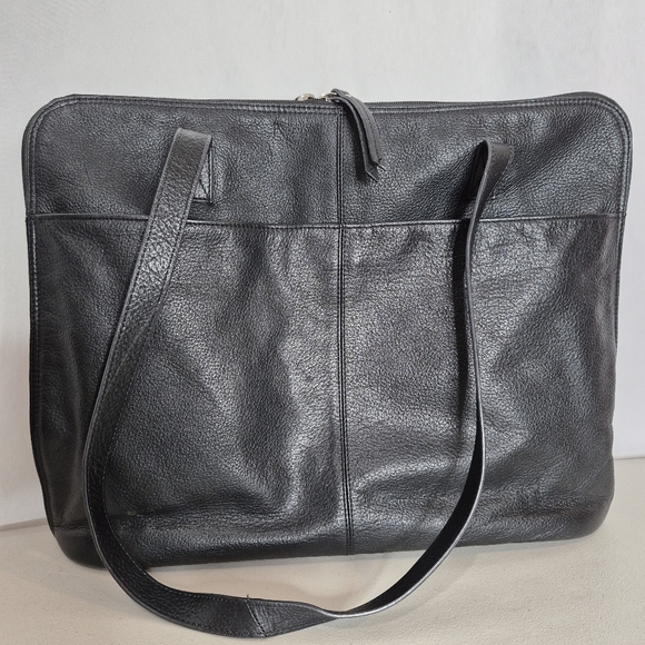 Latico Black Leather Laptop Bag - Picture 4 of 16
